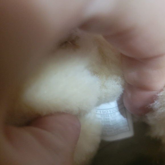 LOUIS VUITTON UGG BOOTS - Picture 3 of 5